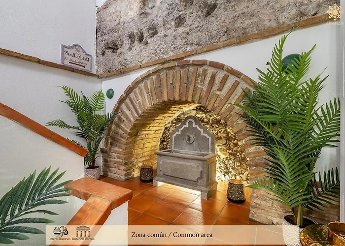 ADANAR-Apartamentos Muralla Zirí